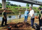 PJ. GUBERNUR DKI JAKARTA HERU TANAM POHON DAN TEBAR BENIH IKAN DI JAGAKARSA